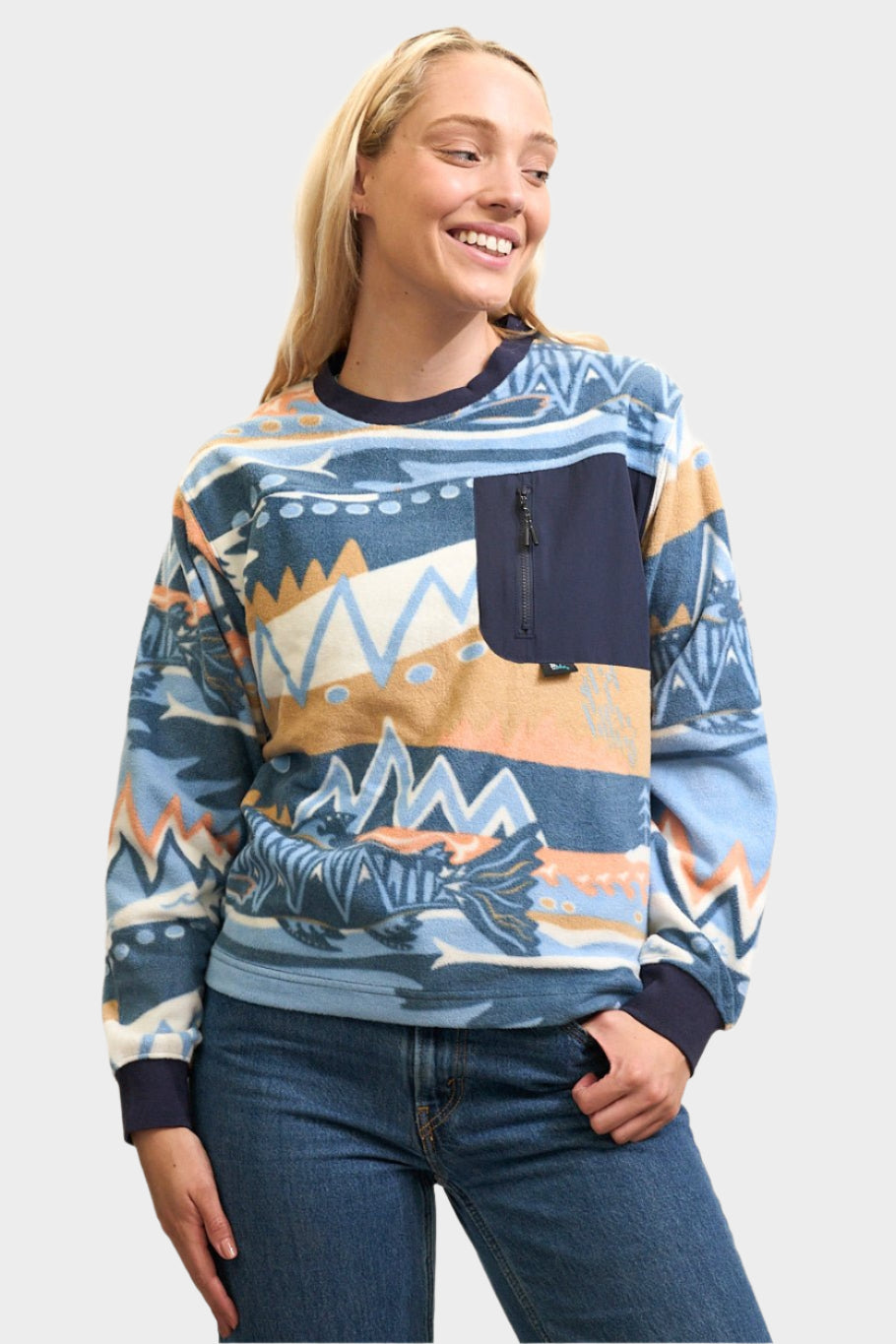 Chummy Fleece Crew Neck – Cozy Pullover with Zipper Pocket