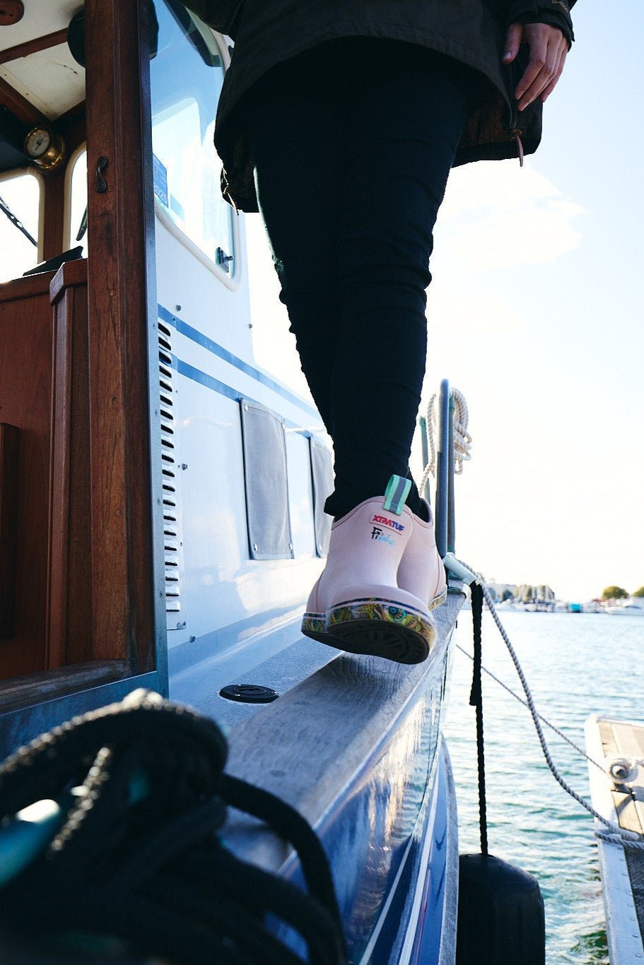 Tropical Tarpon 6" Ankle Deck Boot - FisheWear