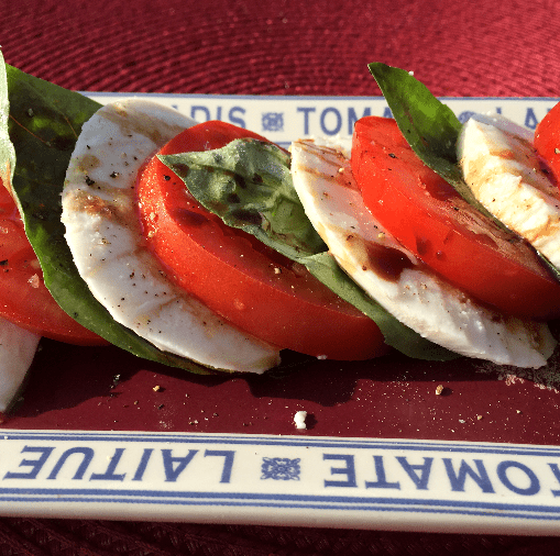 Caprese Salad Recipe - FisheWear