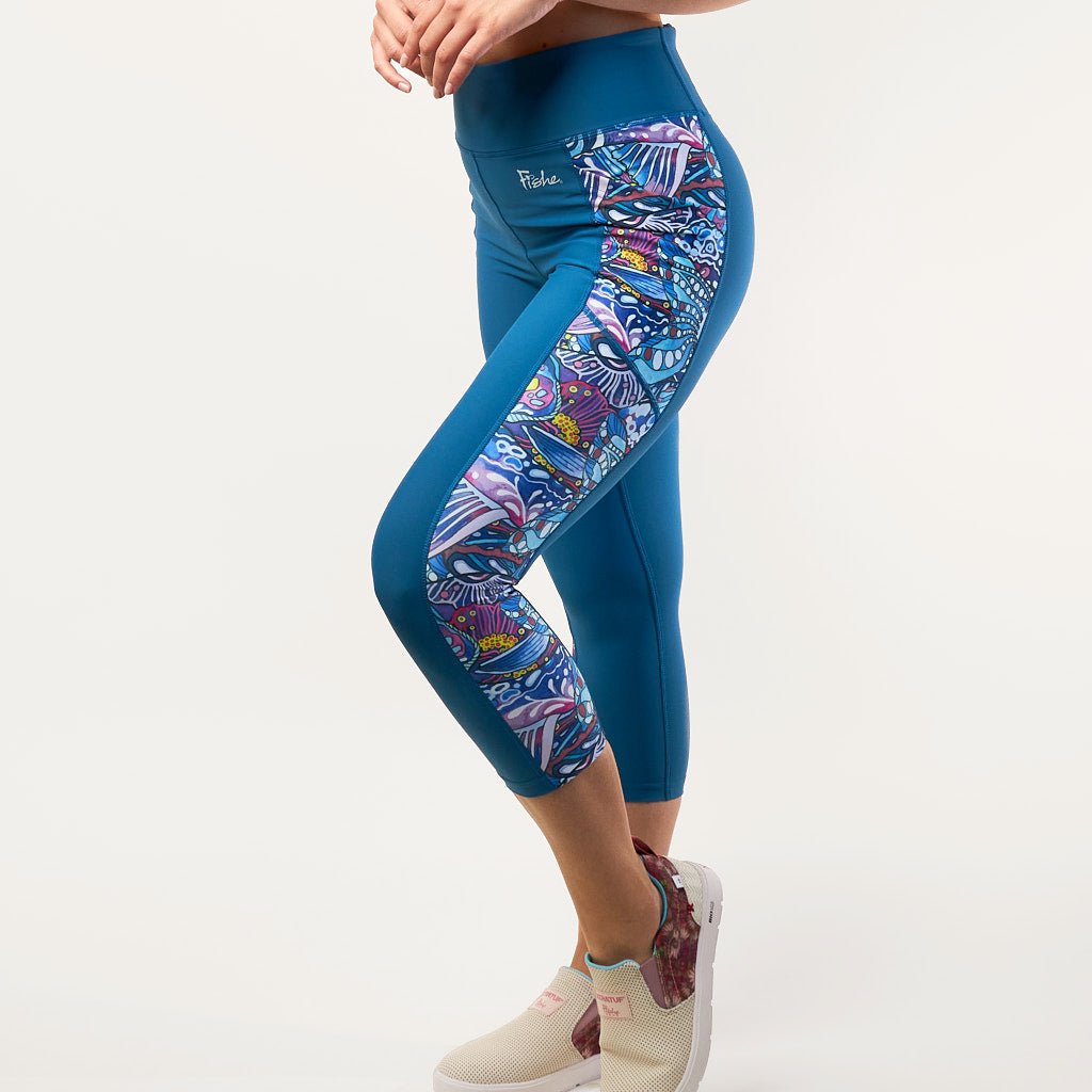 Enchanted Grayling Pocket Capri Leggings - FisheWear