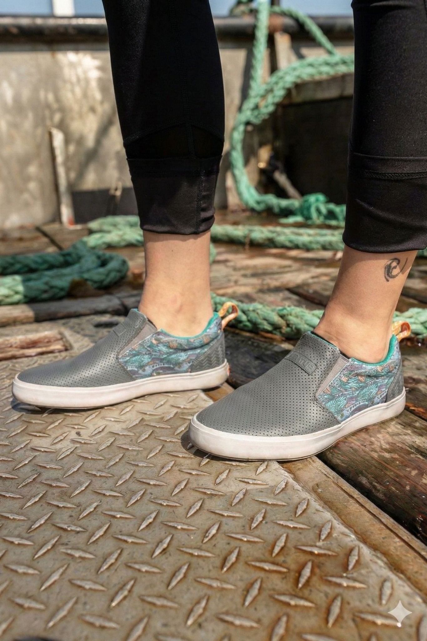 Groovy Grayling Sharkbyte Slip - On - FisheWear