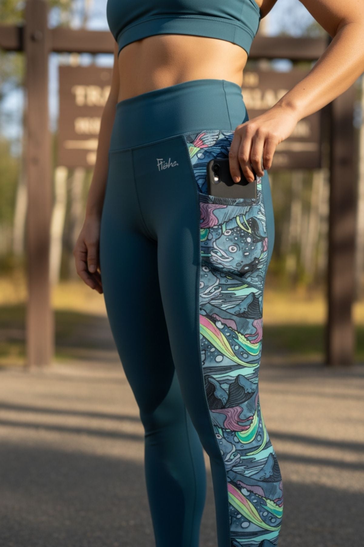 HaliBorealis Pocket Leggings - FisheWear