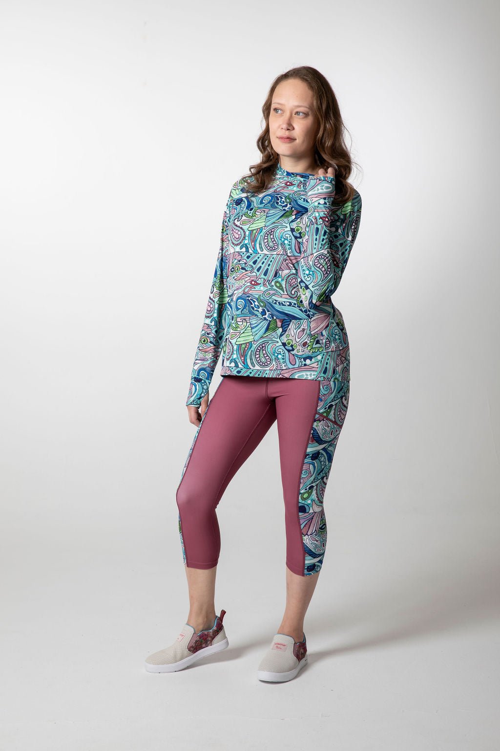 Radiant Redfish Pocket Capri Leggings - FisheWear