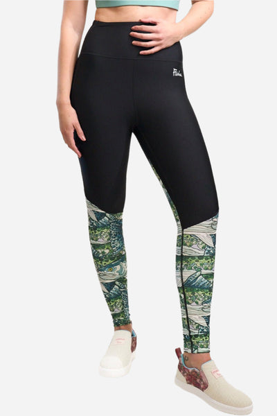 [Romantic Tiger] / ☆ Tights / heart is poped out / multi Love Struck Heart Net Tights | Hot Topic